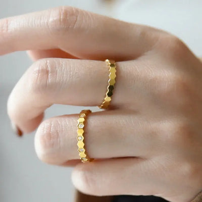 Crystal Honeycomb Gold Ring For Women mamu&land